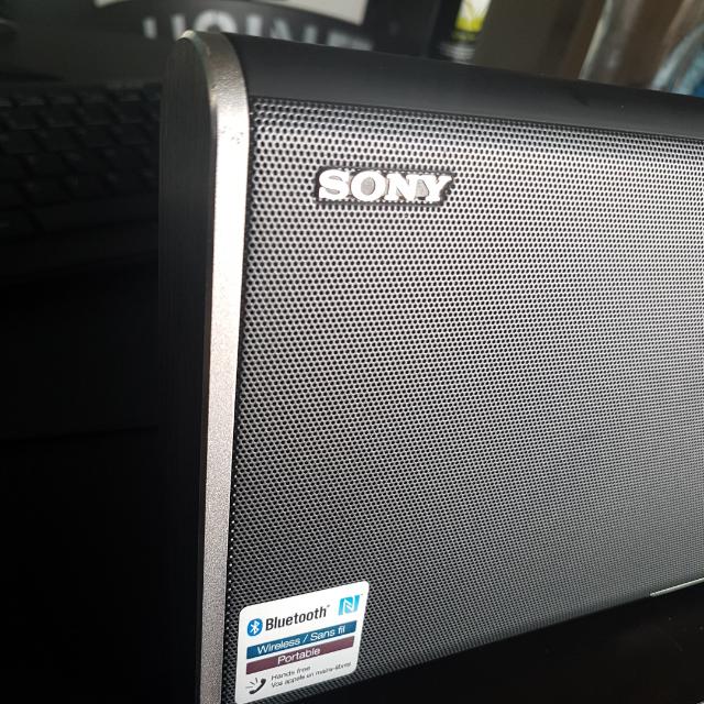 SONY SRS BTX500, Audio, Soundbars, Speakers & Amplifiers on Carousell