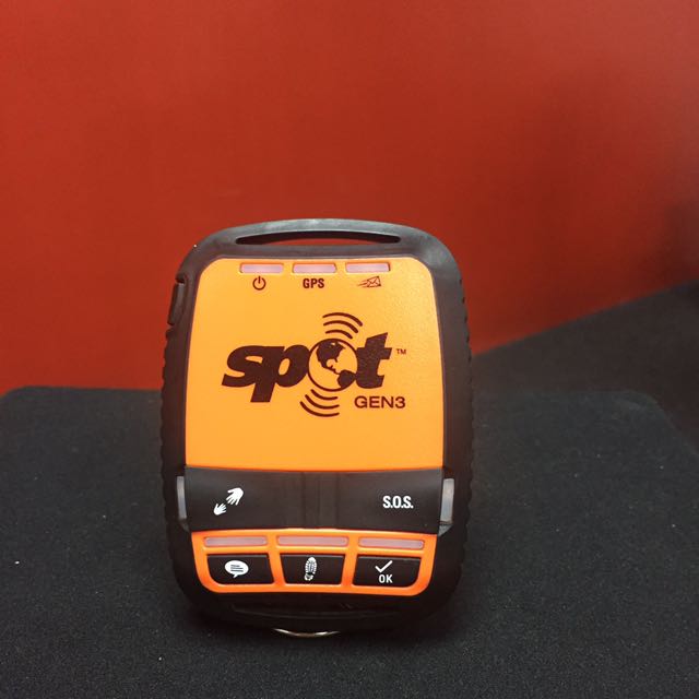 Spot Gen 3 Tracker, Sports Equipment, Exercise & Fitness, Toning