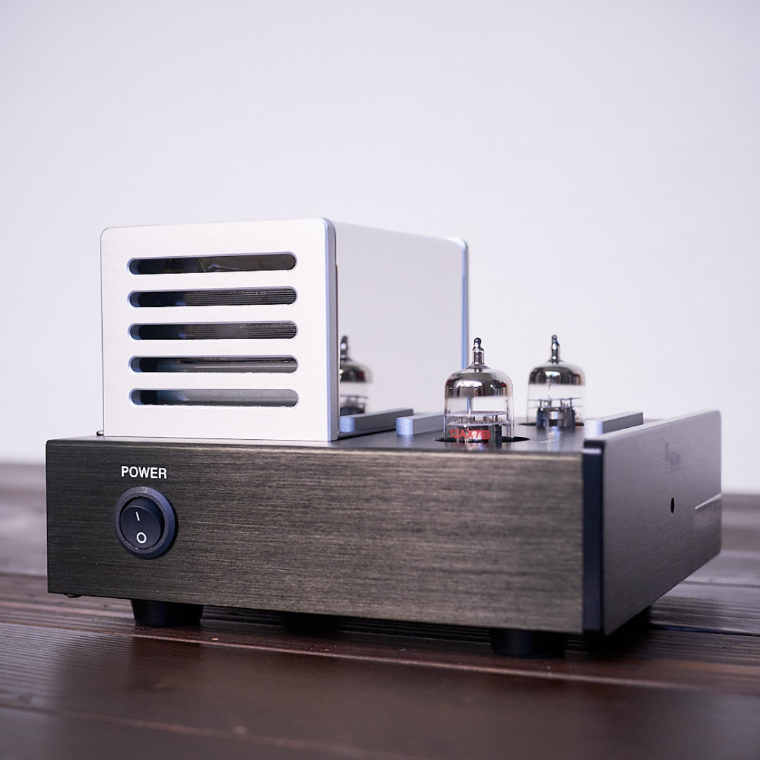 Yaqin Ms 23b Riaa 12ax7 Vacuum Tube Phono Pre Amp Audio Other Audio Equipment On Carousell