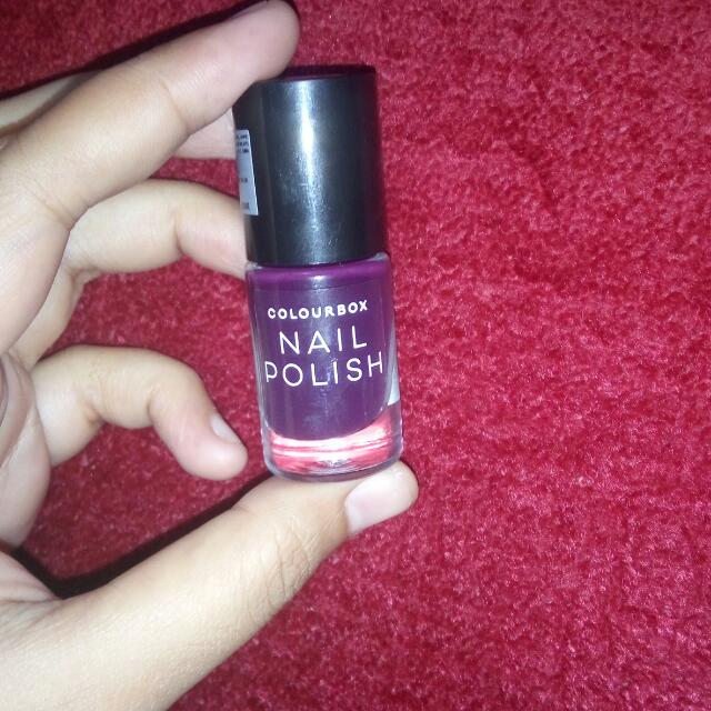 Kuteks Oriflame Warna Ungu Tua Kesehatan Kecantikan Parfum Kuku Lainnya Di Carousell