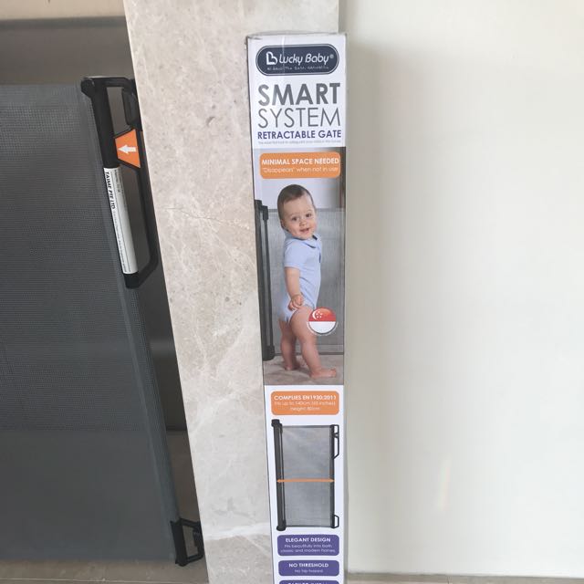 lucky baby retractable gate