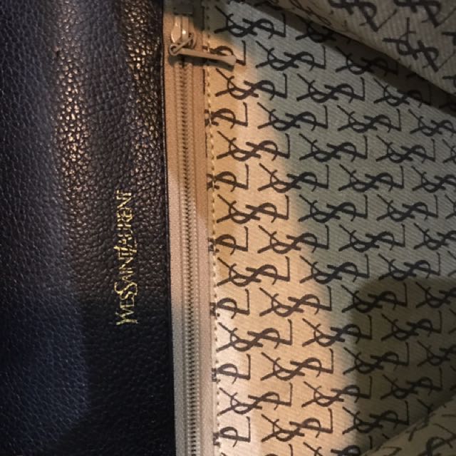 SALE!!! YSL Sling Bag (Category: Luxury Bags & Wallets) located in Makati City. Submitted by haideehailey (Listing ID 119004835, Image 1). Description: .