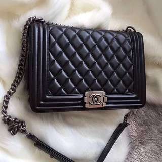 CHANEL SLINGBAG