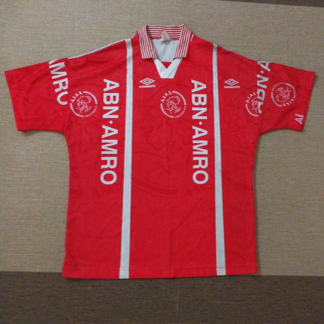 ajax pink jersey