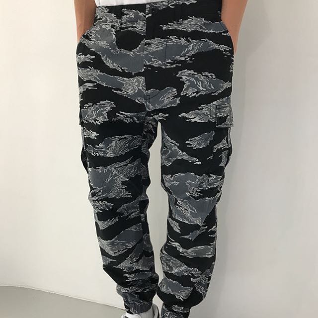 tiger camo joggers