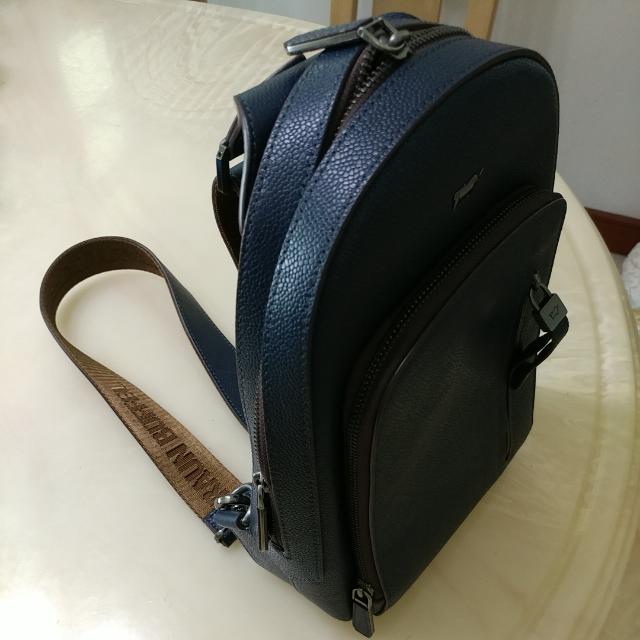 braun buffel sling bag