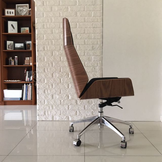 Cambridge Designer Office Desk Chair By Yoshiro Murakami