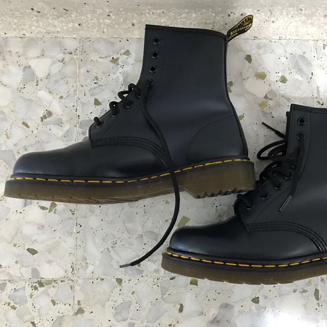 dr martens smooth navy