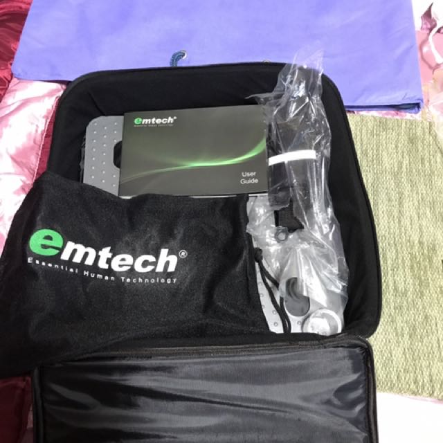 Emtech Pz-100 (Category: Other Assistive Aids) located in Singapore. Submitted by kimacj (Listing ID 119100205, Image 2). Description: Integrative use of 4 kinds of energy: Pulsating Electromagnetic Fields Thermoxibustion High Electric Potentials Far Infra Red Features: Heat Control PEMF button to eliminate Magnetic Potentials if required Low current of 300 microamperes and powers up to 20000V for wellness therapy.