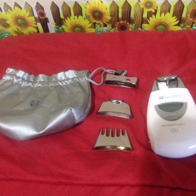 Galvanic Spa, Kesehatan & Kecantikan, Kulit, Sabun & Tubuh di Carousell
