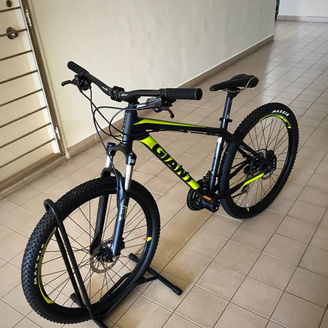 Giant Talon 3 2017 27.5 Black Sports Equipment Bicycles Parts Bicycles on Carousell