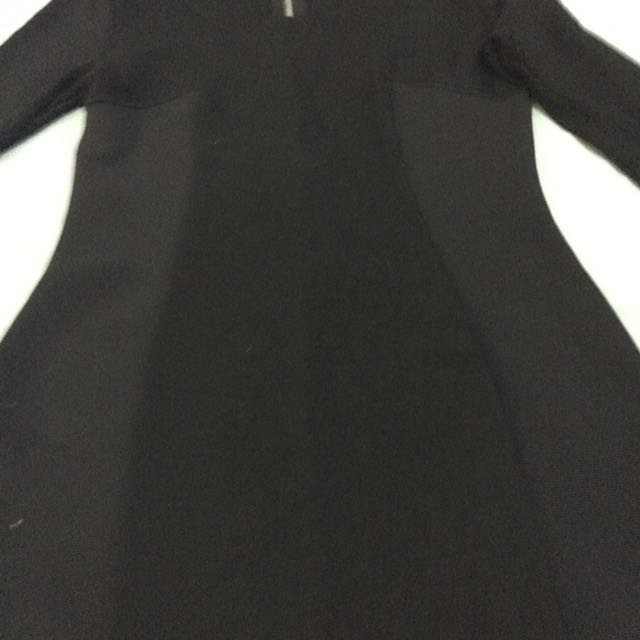 H&M Little Black Dress (Category: Dresses) located in Quezon City. Submitted by lorgeeee (Listing ID 119068151, Image 2). Description: .