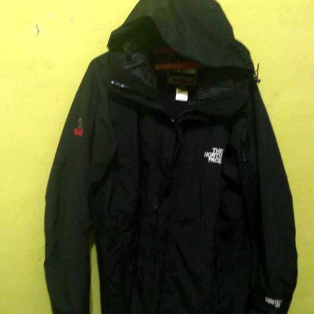 jaket tnf summit series