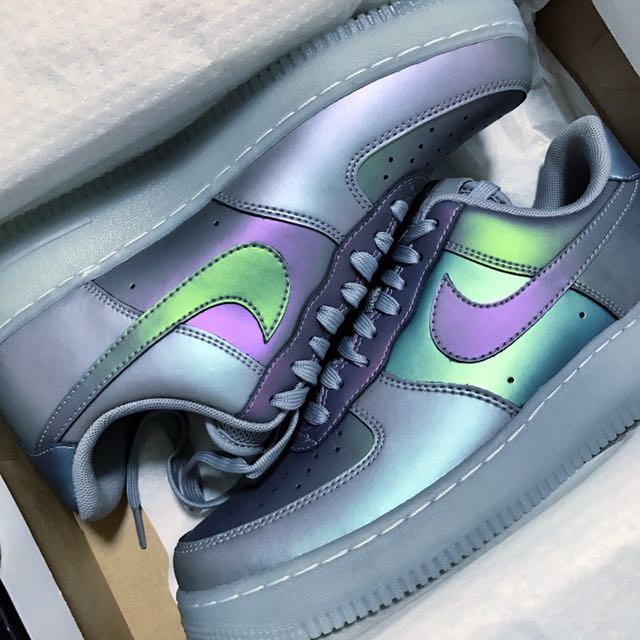 Nike air force 1 shop high iridescent
