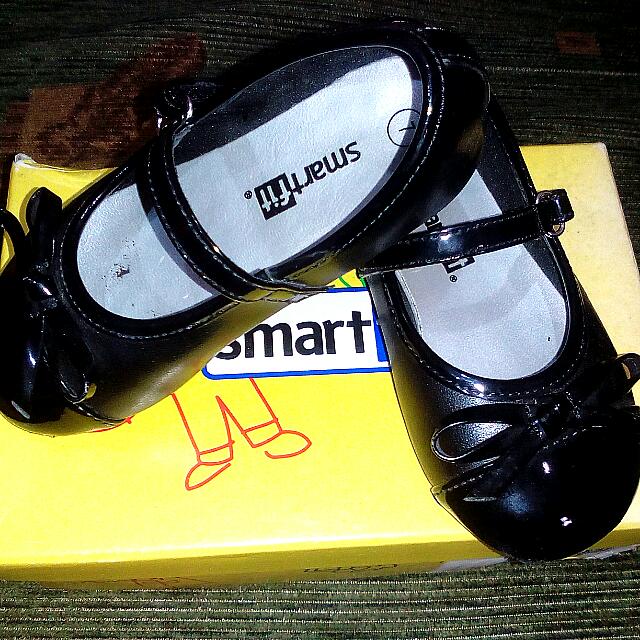 REPRICED)Smart Fit Girl Shoes, Babies 