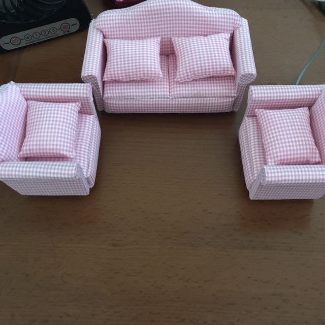 doll sofa set