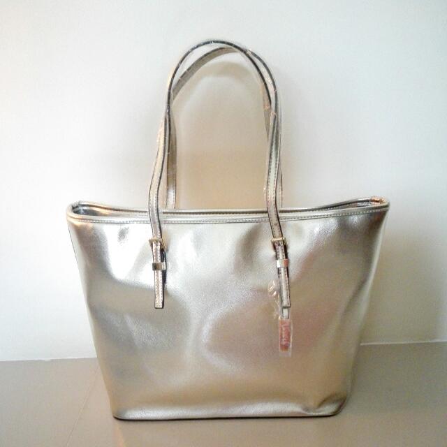 Padini Vincci Gold Tote Women S Fashion Bags Wallets On