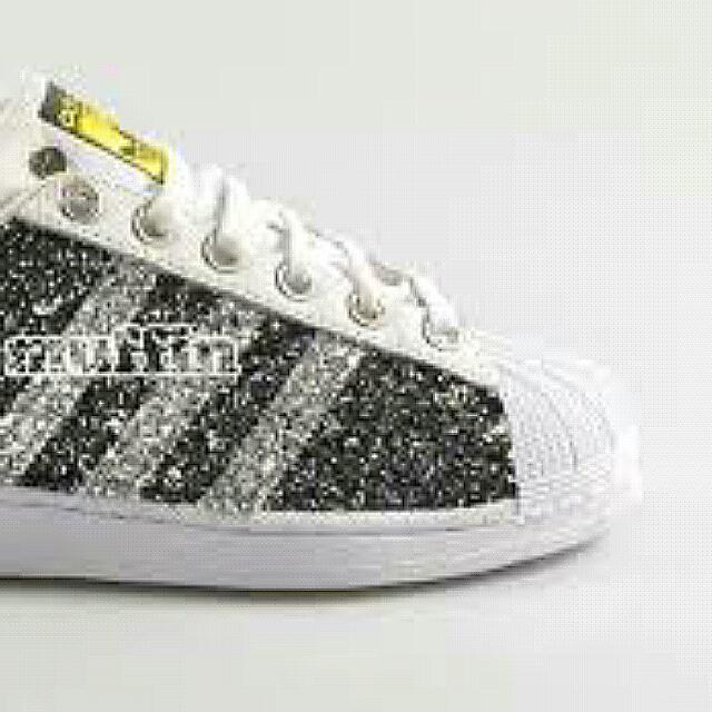 adidas superstar glitter black