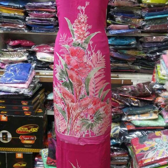 20 Inspirasi Baju Kurung Batik Sutera Terengganu Ling Chia Ying