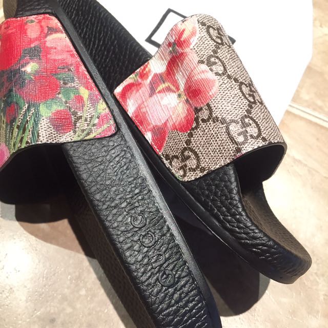 Pink floral gucci slides online