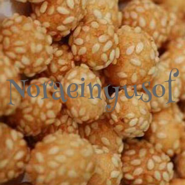 Kuih Bijan Buah Rotan Food Drinks Packaged Snacks On