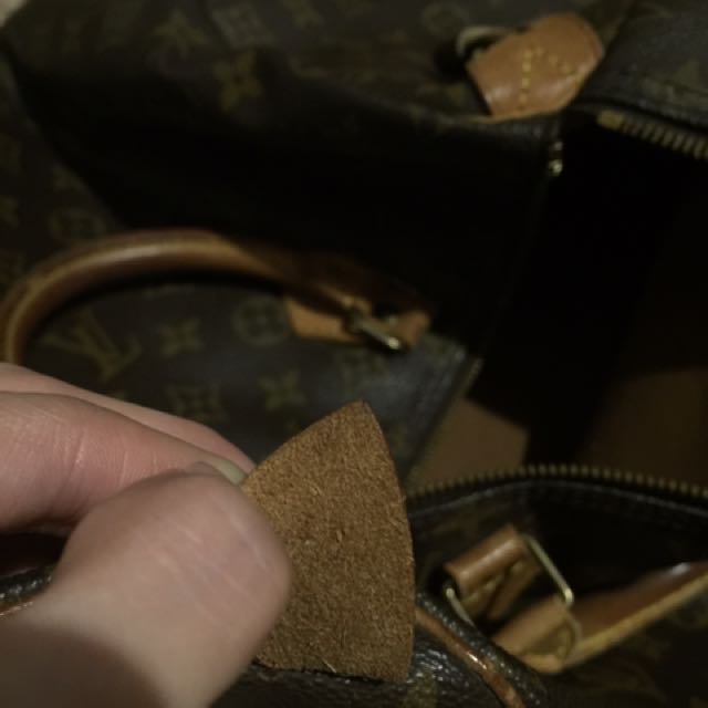 LV speedy 40 AUTHENTIC (Category: Purses & Pouches) located in Paranaque City. Submitted by topfloor (Listing ID 119237203, Image 3). Description: selling my preloved. preowned louis vuitton speedy 40 in monogram print used good condition pls manage expectations this is preowned bag.. guaranteed authentic!! thanks!.