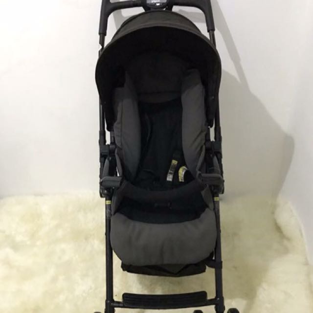 PIGEON LIGHTWEIGHT FULL SIZE STROLLER
