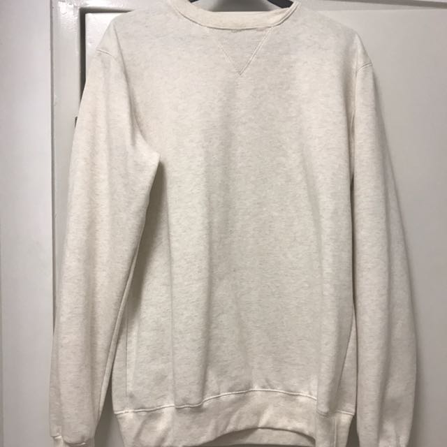 White Sweater, Men's Fashion, Tops & Sets, Hoodies on Carousell