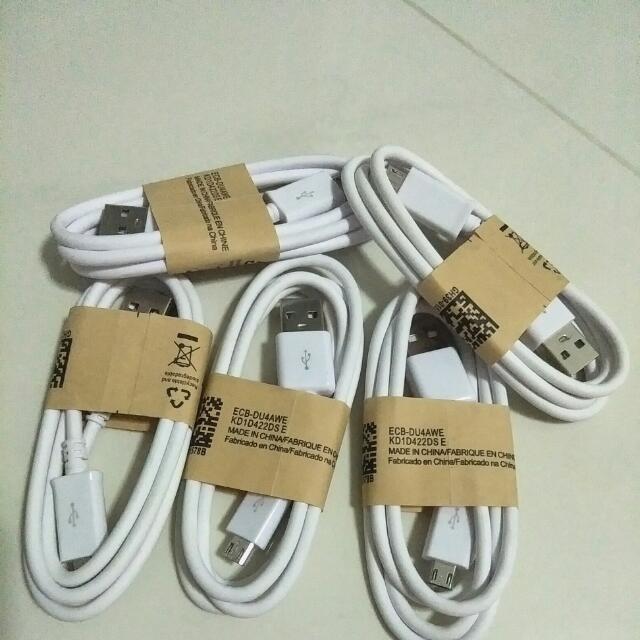 USB Cable (FOR Android) (Category: Samsung) located in Singapore. Submitted by xintongg (Listing ID 119389591, Image 2). Description: .