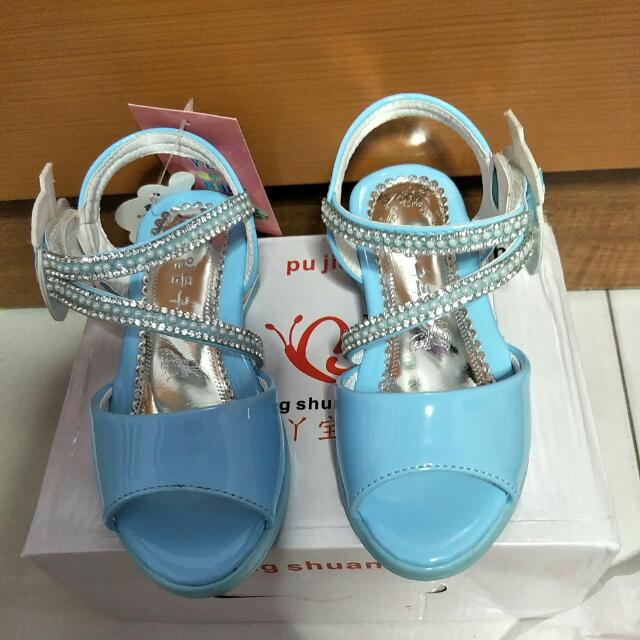 BN Size 27 Girls Shoe colour Available 
