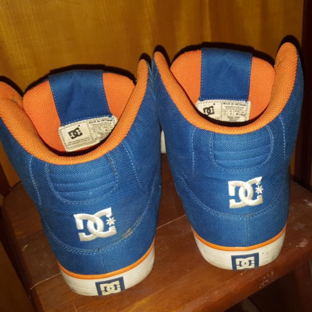 Dc Shoes High Top Skateboard Basketball Sneakers Boat Footwear Men s Fashion Footwear Sneakers on Carousell