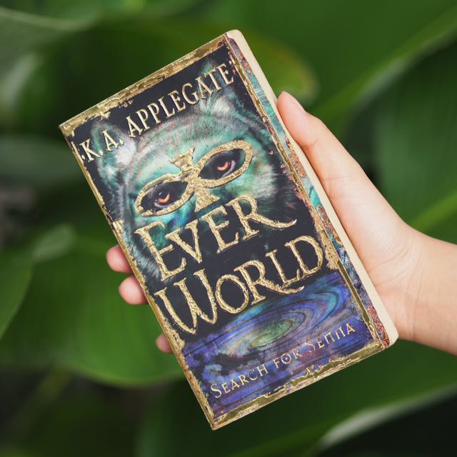 K.A. Applegate Everworld 1 Search For Senna, Buku & Alat Tulis, Buku di Carousell