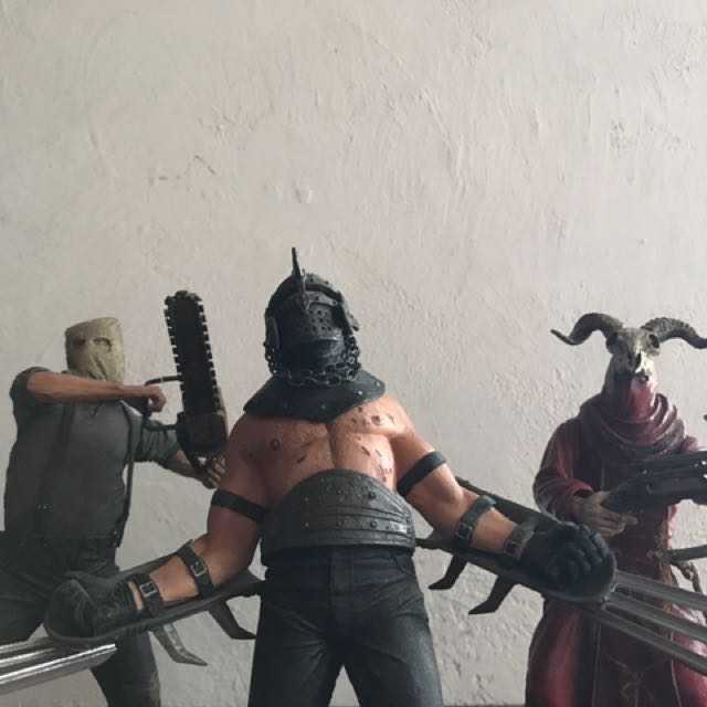 Resident Evil 4 Neca Toy (Category: Figurines & Statues) located in Cebu City. Submitted by khaelkhaelkhael (Listing ID 119387877, Image 3). Description: .