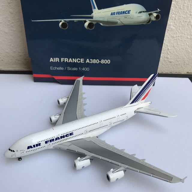 air france toy plane