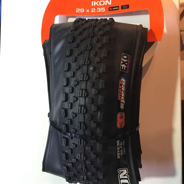 maxxis ikon 29x2 35