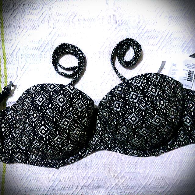 Swimwear (Category: Bikinis & Swimsuits) located in Baguio. Submitted by authenpicks (Listing ID 119574737, Image 2). Description: .