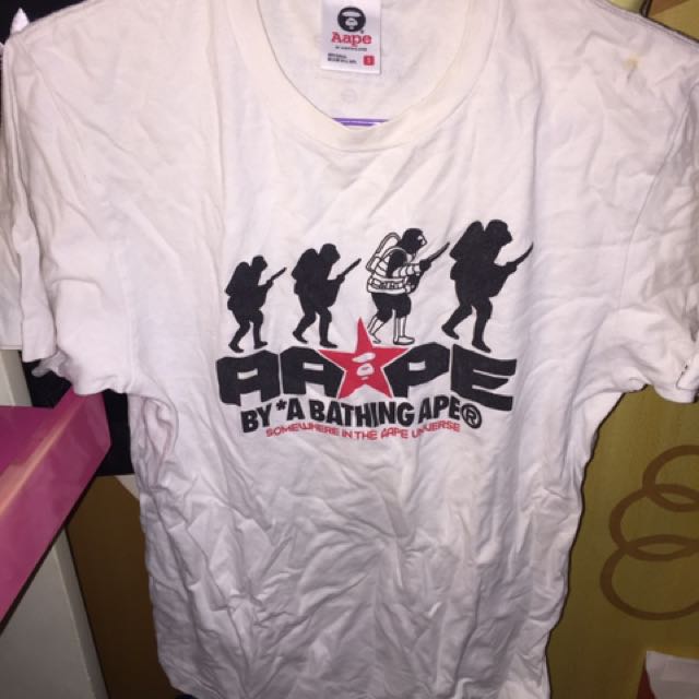 Tee （分類：T-shirt）位於 Hong Kong。 由 elainec28 提交（商品編號 119669055，圖片 3）。簡介： 。