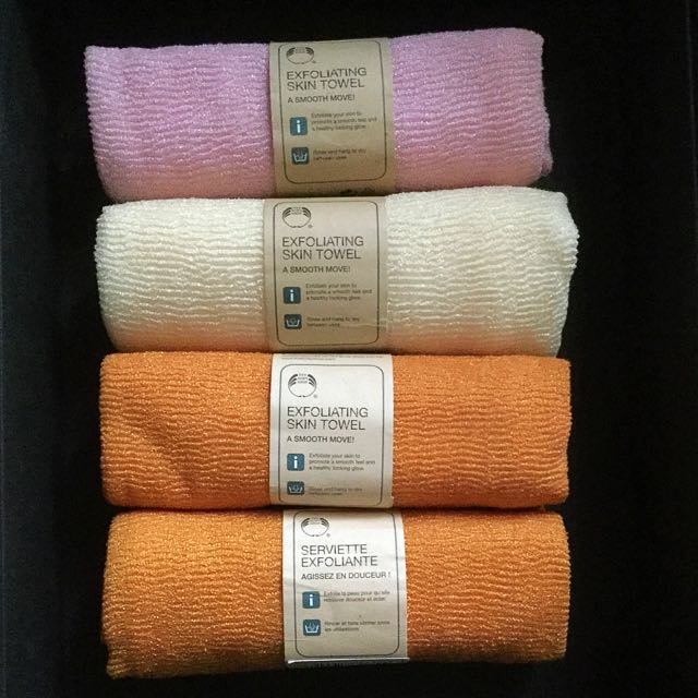 The Body Shop Exfoliating Skin Towel Health Beauty Skin Bath Body On Carousell