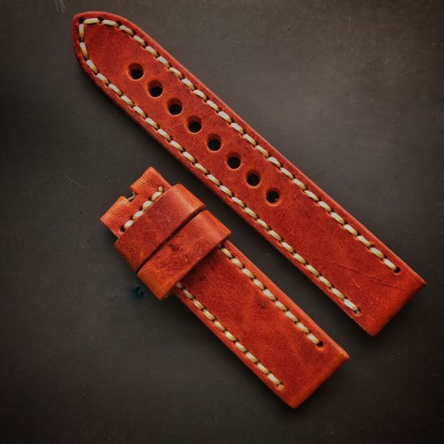 Vintage Leather Watch Strap 22mm, Mobile Phones & Gadgets, Wearables