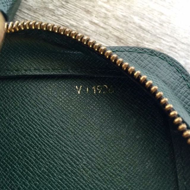 Louis Vuitton Baikal M30184 Episea Taiga Vi0918 Mens Clutch Bag