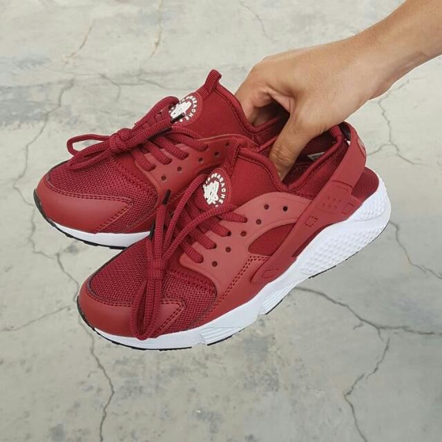 nike huarache marron