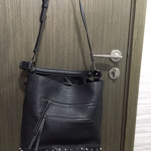 Zara Shoulder Bag, Women's Fashion, Bags & Wallets, Shoulder Bags on