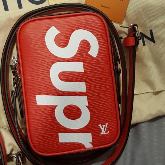 Authentic LOUIS VUITTON Epi (SUPREME) Danube PPM M53434 Shoulder bag  #260-00