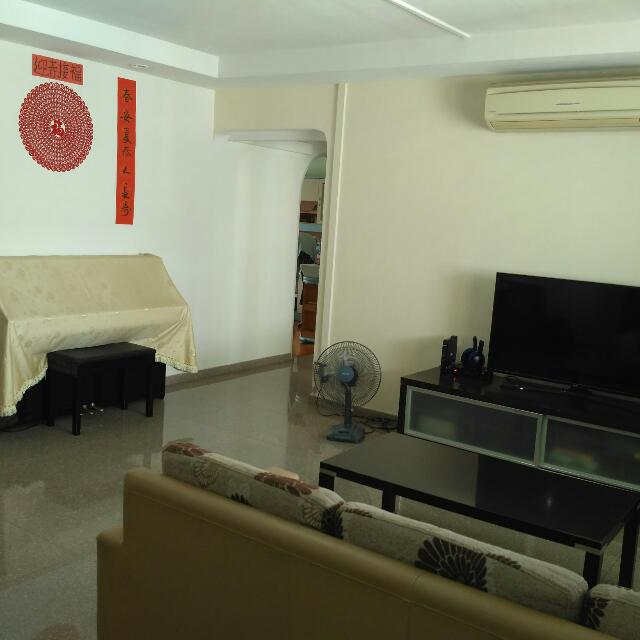 (Category: ) located in . Submitted by nks_yvan (Listing ID 119947656, Image 1). Description: .