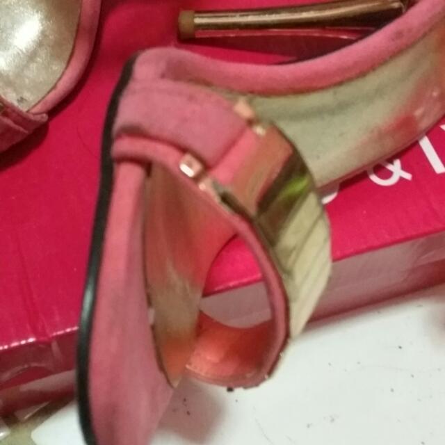Cln sandals hotsell 219