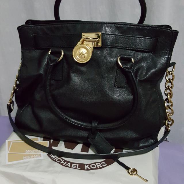 michael kors black bag with lock