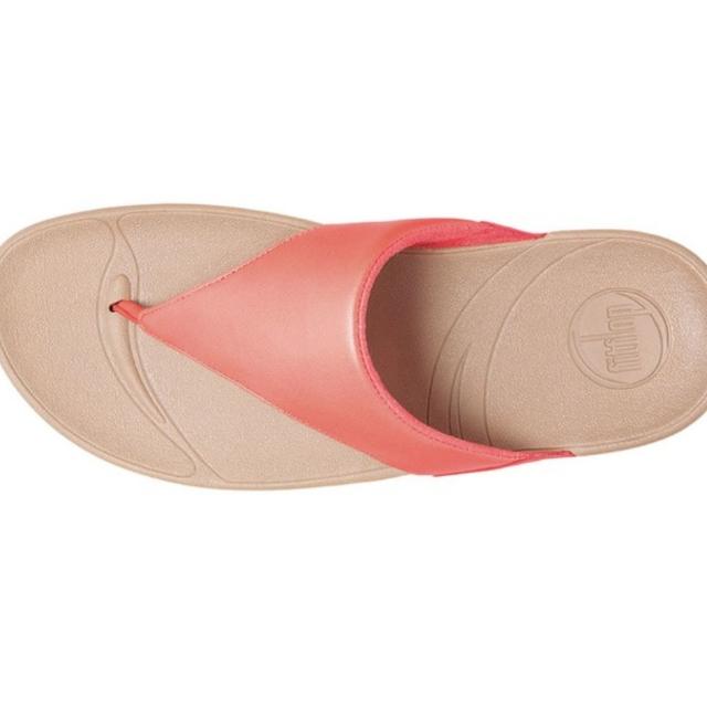 lulu thong sandals by fitflop