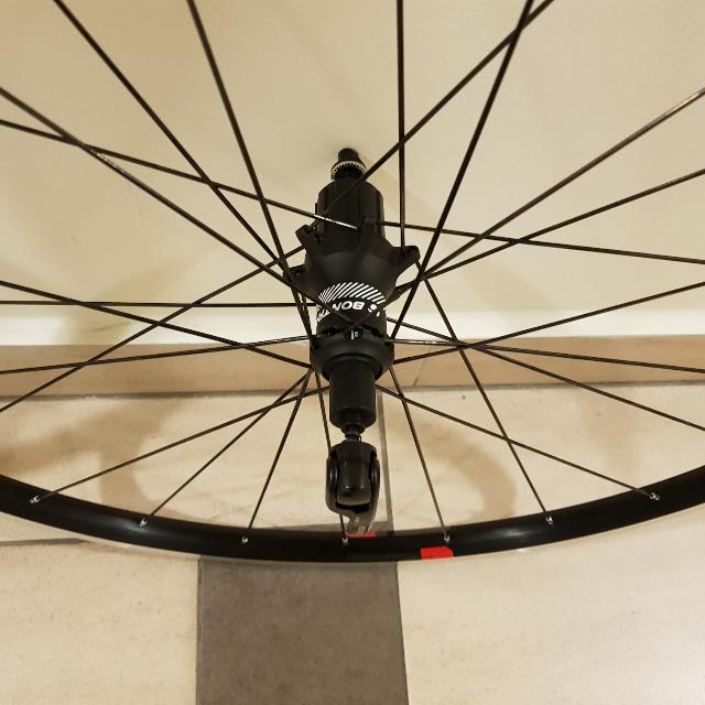 Bontrager paradigm comp tlr road wheel best sale