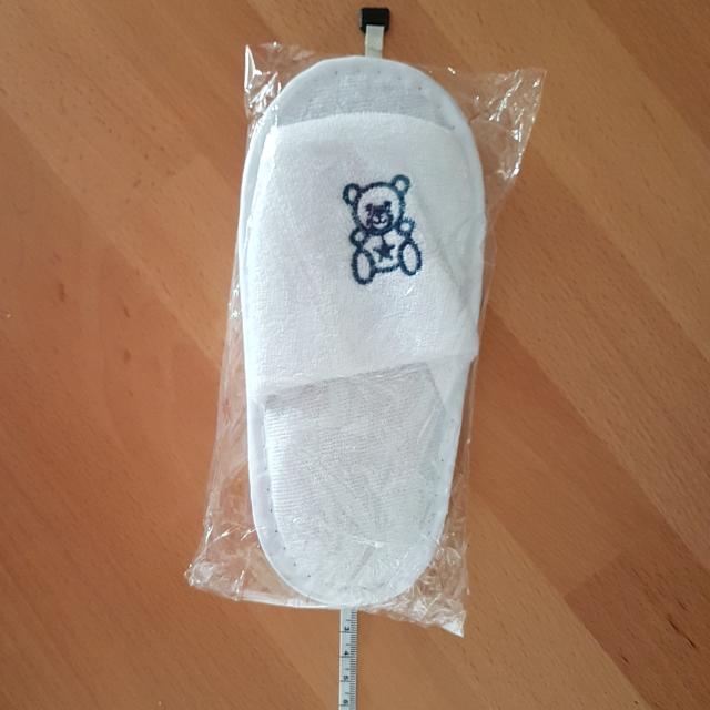 Childrens hot sale hotel slippers