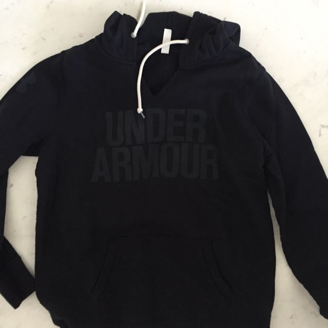 under armour black hoodie